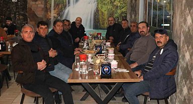 Gevaş Lisesinin mezunları iftarda buluştu