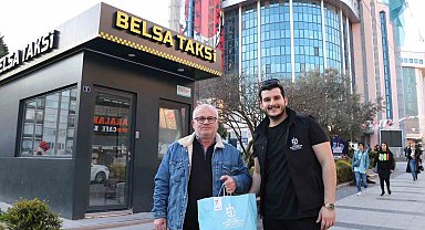İftar saatinde çalışan taksici esnafı unutulmadı