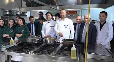 İftara hazırlık yapamayanların iftarı lise öğrencilerinden
