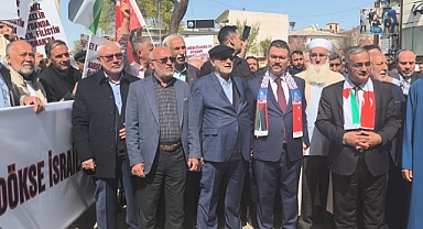 Iğdır’da Belediye Meydanında