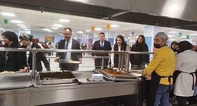 Iğdır Gençlik ve Spor İl Müdürü Recai Şahin Öğrencilerle İftarda Buluştu