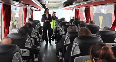 Iğdır Trafik Jandarması Bayram Tatilinde Denetimlerini Sürdürüyor