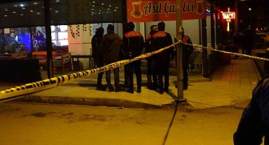 Kahvehanedeki silahlı saldırıda yaralılardan biri hayatını kaybetti