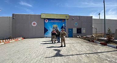 Kars'ta kasten öldürme suçundan aranan 2 kişi yakalandı