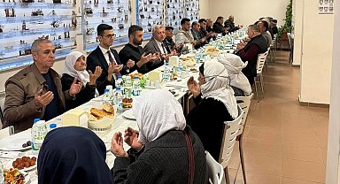 Kaymakam Çelik, 65 yaş üstü ailelerle iftarda buluştu