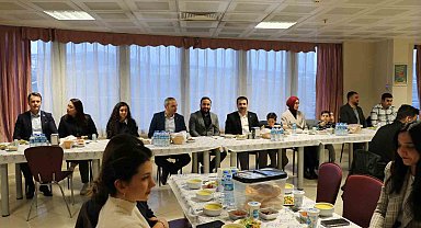 Kaymakam Karali, iftarını sağlık çalışanları ile birlikte yaptı