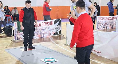 Kromozomları değil skorları saydılar