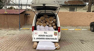 Mersin'de 815 kilo tütün ile 13 bin adet makaron ele geçirildi