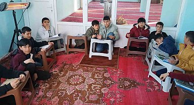 Özalp'te 'Ramazanla Öğreniyorum' projesi başladı