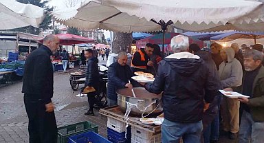 Tavşanlı Pazarcılar Odası'ndan bin kişilik iftar yemeği
