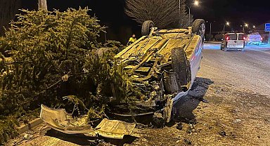 Tavşanlı'da otomobil takla attı: 3 yaralı