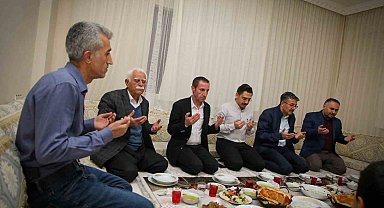 Vali Ali Çelik, Korkmaz ailesinin iftar sofrasına konuk oldu