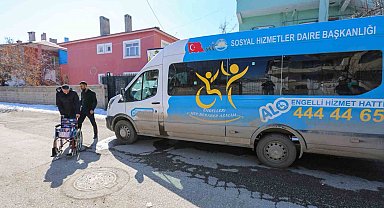 Van Büyükşehir Belediyesi engelli vatandaşların yanında