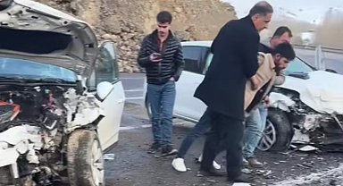 Van'da trafik kazası: 2 yaralı
