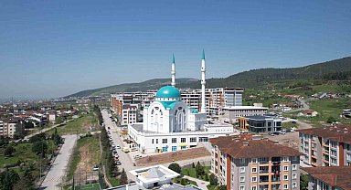Derince Ahmet Yesevi Camii'ne estetik dokunuş