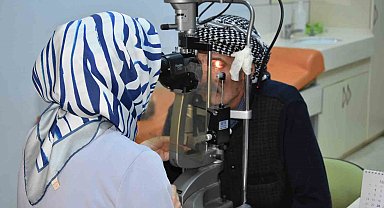 Van'da başarılı kornea nakli: 64 yaşındaki hasta yeniden gördü
