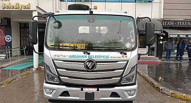 Ardahan Belediyesi 1 çöp kamyonu filosuna kattı