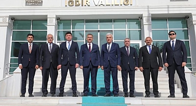 Azerbaycan Heyetinden Vali Turan’a Ziyaret