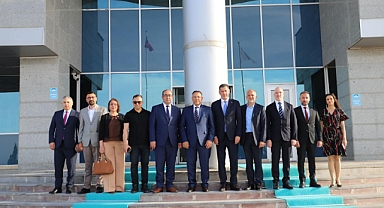 Dr. Sinan Oğan’dan Rektör Gürel’e Hayırlı Olsun Ziyareti