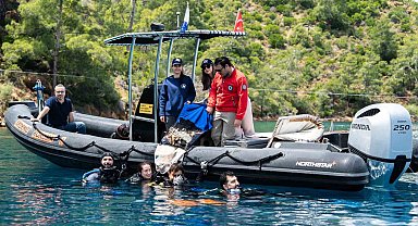 Dünya İklim Günü'nde Göcek'te su altı temizliği