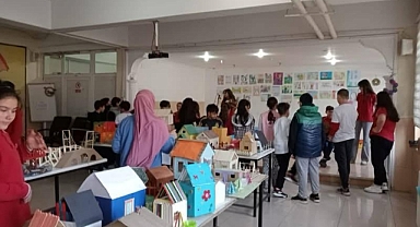 Iğdır Ziya Gökalp Ortaokulu'nda Sıfır Atık Sergisi Açıldı
