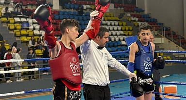 Iğdırlı Genç Sporcular MuayThai Türkiye Şampiyonasında Büyük Başarı Elde Etti!