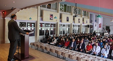 İl Milli Eğitim Müdürü Aziz Gün, Karakoyunlu’da Öğrencilerle Buluştu