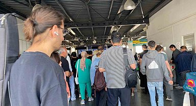 İzmir'de grev başladı, ulaşımda aksamalar var