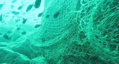 Karadeniz'in derinleri hayalet ağlarla dolu