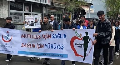 Tutak'ta vatandaşlar sağlık için yürüdü