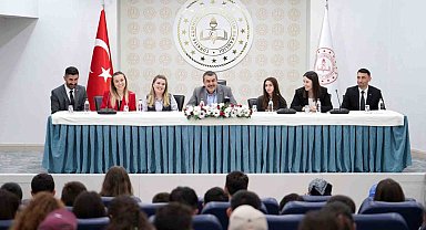 Uzundereli öğrencilerden Ankara çıkarması: Bakan Yusuf Tekin'e ziyaret