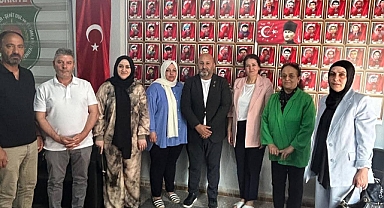 AK Parti'den Anlamlı Bayram Ziyareti