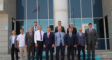 Iğdır Azerbaycan Evi'nden Rektör Gürel'e Hayırlı Olsun Ziyareti