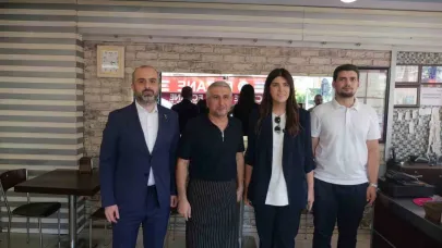 Derya Ayaydın Fatih’te esnaf ve vatandaşlarla buluştu