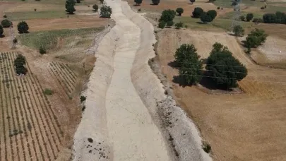 Feke’de 26 yıllık sorun çözüldü: 10 kilometrelik dere ıslahıyla su baskınları önlendi