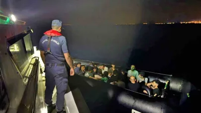 Kuşadası’nda 18 düzensiz göçmen kurtarıldı