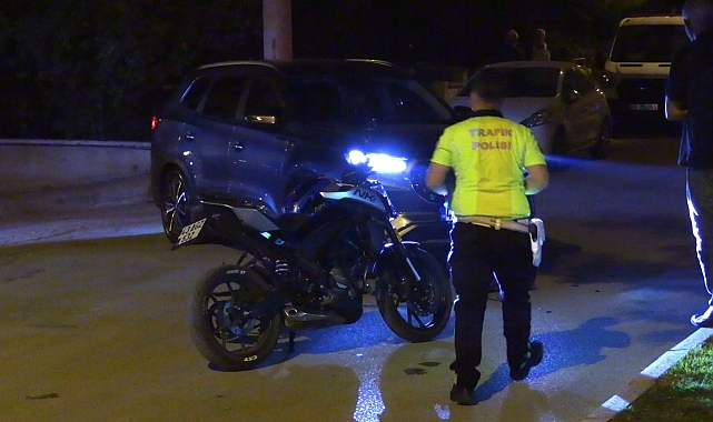Motosiklet ile otomobil çarpıştı: 1 yaralı