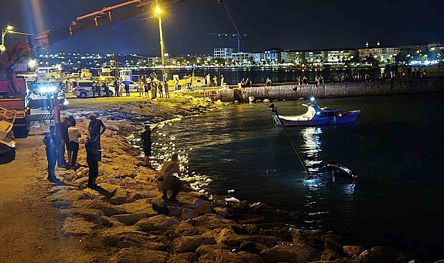 Silivri'de park halindeki araç denize uçtu