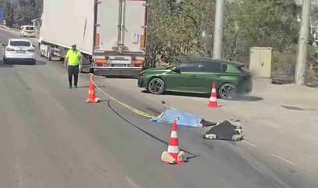 Yolun karşısına geçerken araçların çarptığı yaya can verdi