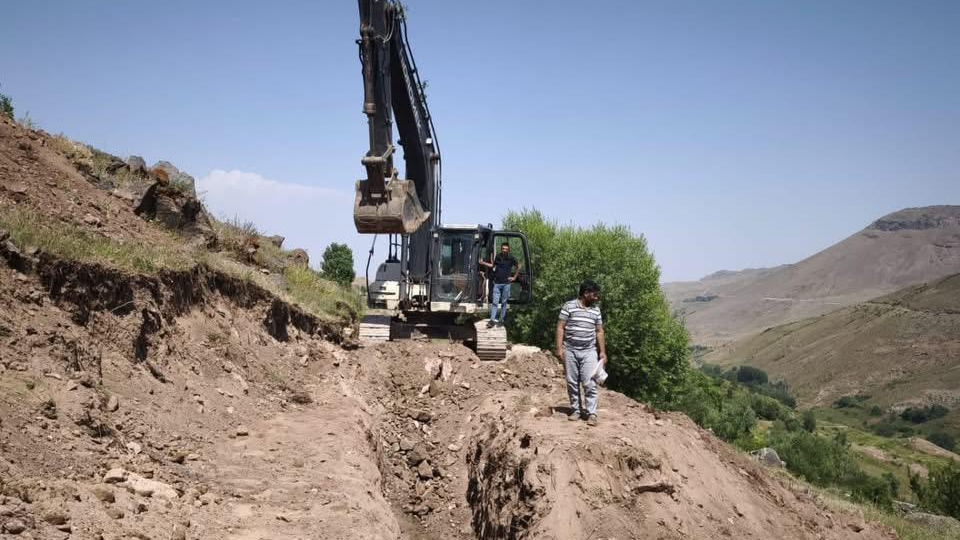 İl Özel İdaresi 8 Köyde Su Hattı Arızalarını Giderdi