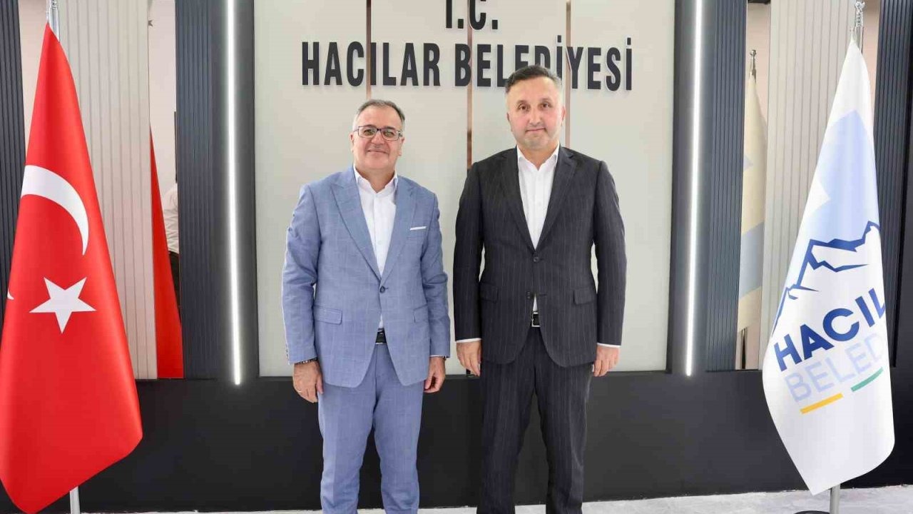 Başkan Özdoğan: "Gençlerimizi desteklemek bizim için görevdir"