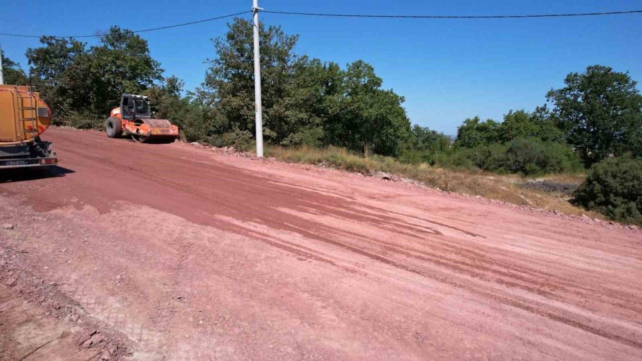 Kandıra’daki grup yolları yenilenerek ulaşıma açıldı
