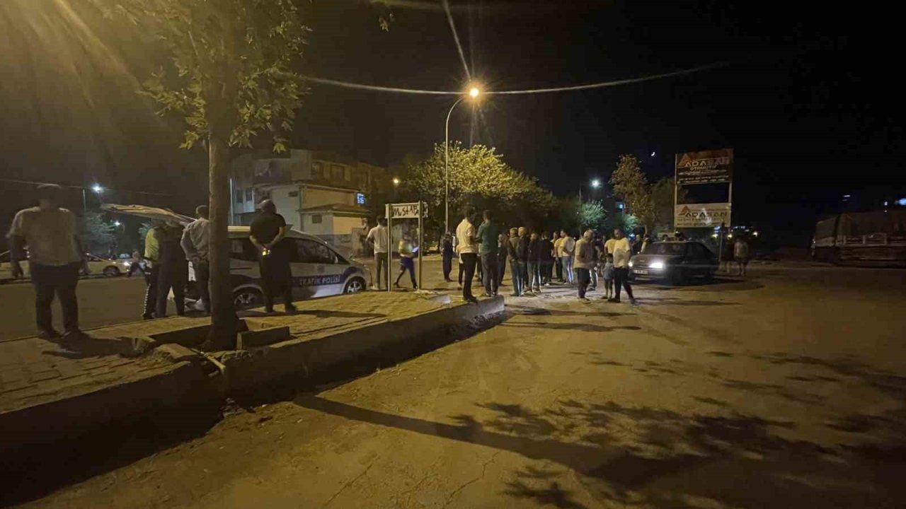 Siverek’te otomobil ile motosiklet çarpıştı: 3 yaralı