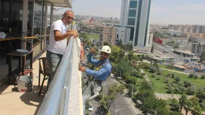 Kuş gibi süzülüp metrelerce yükseklikte çalışıyorlar