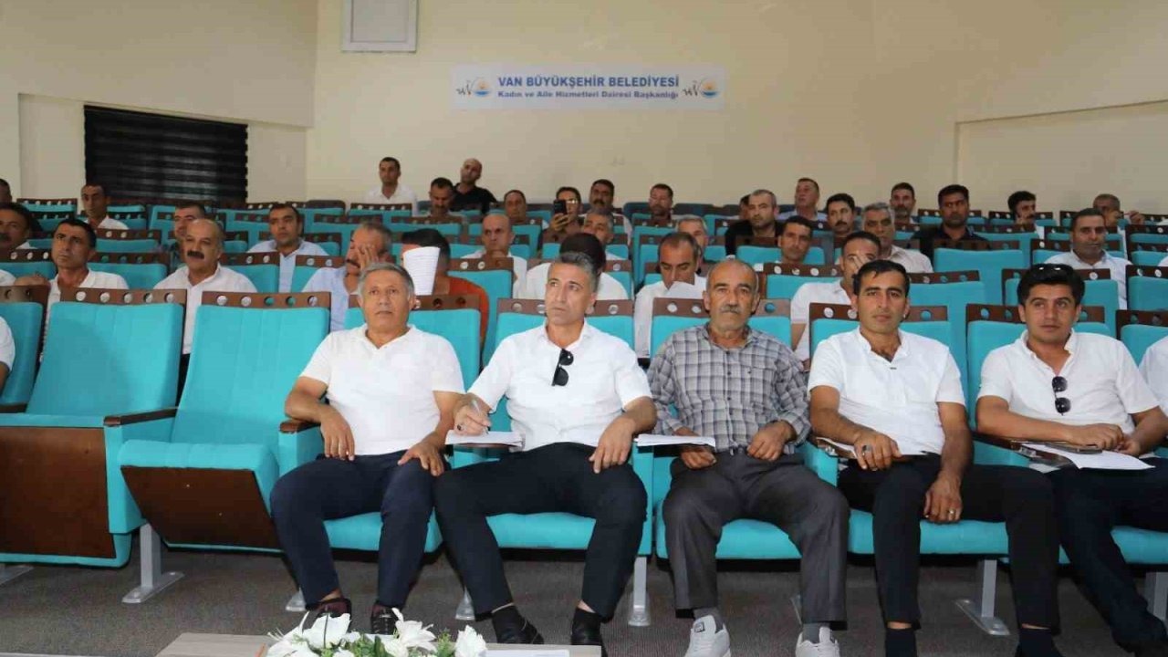 Van’da otobüs şoförlerine iş sağlığı ve güvenliği eğitimi verildi