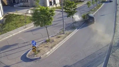 Elazığ’da trafik kazası kameralara yansıdı