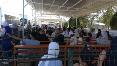 Suriyelilerin ülkelerine gönüllü dönüşü sürüyor