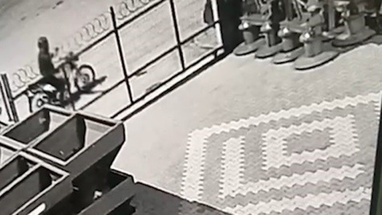 İş yerine kurşun yağdıran şüpheliler, yakalandı