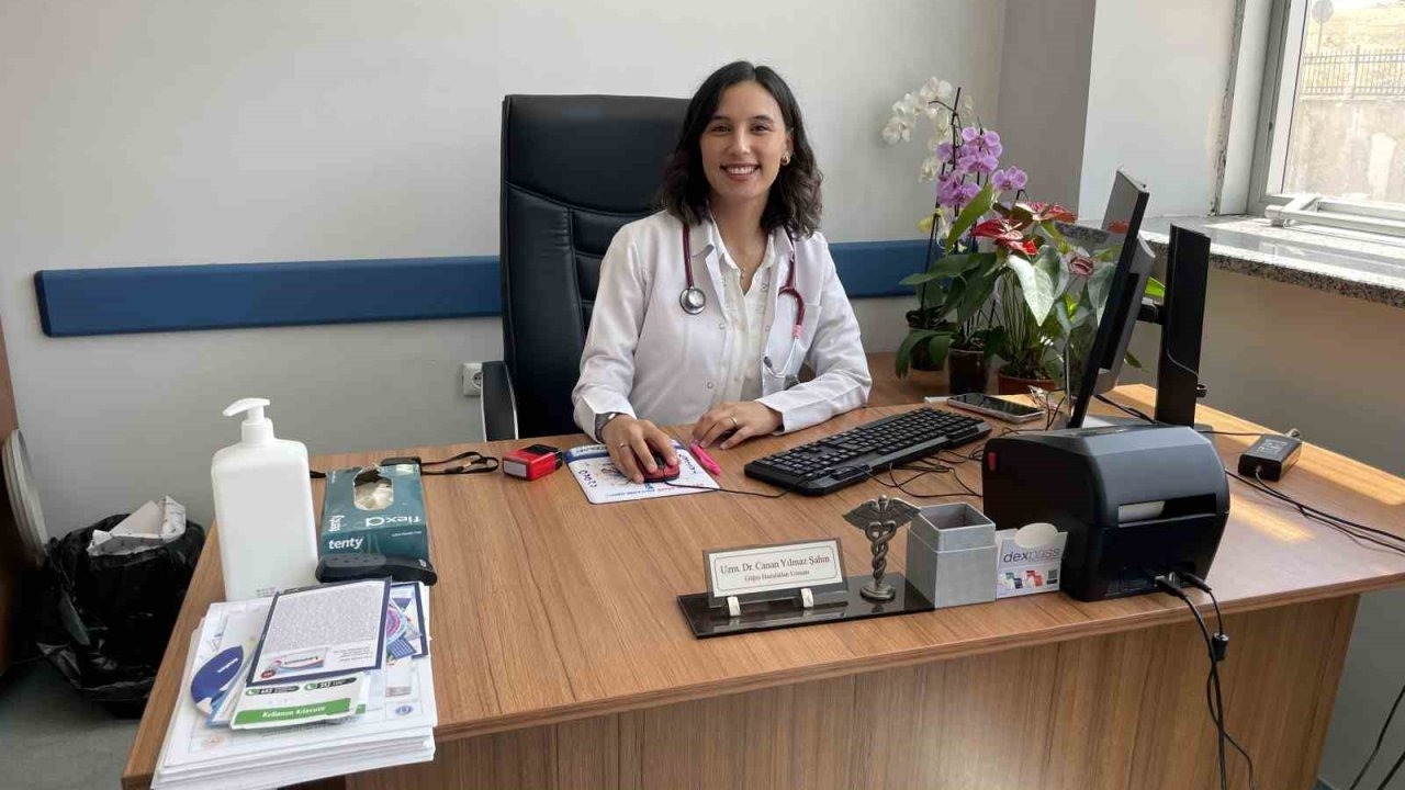 6891e946a4a3c malazgirt devlet hastanesine iki uzman doktor atandi