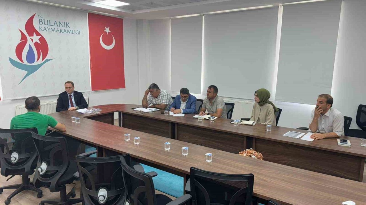 Bulanık’ta ‘Halk Günü’ toplantısı